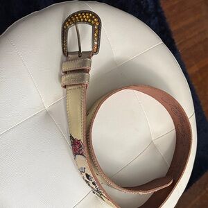Ed Hardy goldSkull Belt with rhinestone buckle. Women’s size M